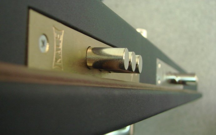 БРОНИРОВАННЫЕ двери Воронеж, ВЗЛОМОСТОЙКИЕ двери