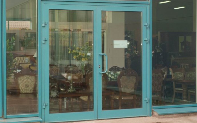 Двери от производителя «СМТ-1» в Кирове: производство стальных