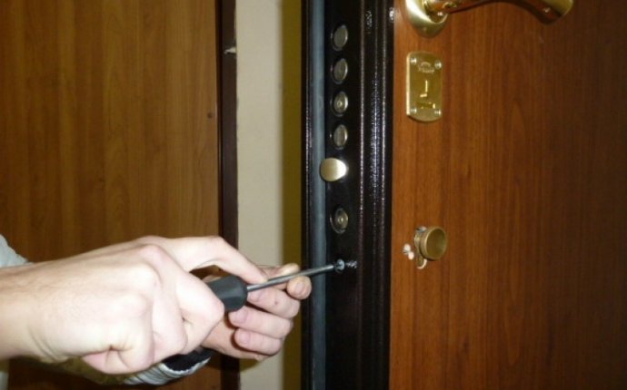 Как отремонтировать замок в двери — РусАвто такси
