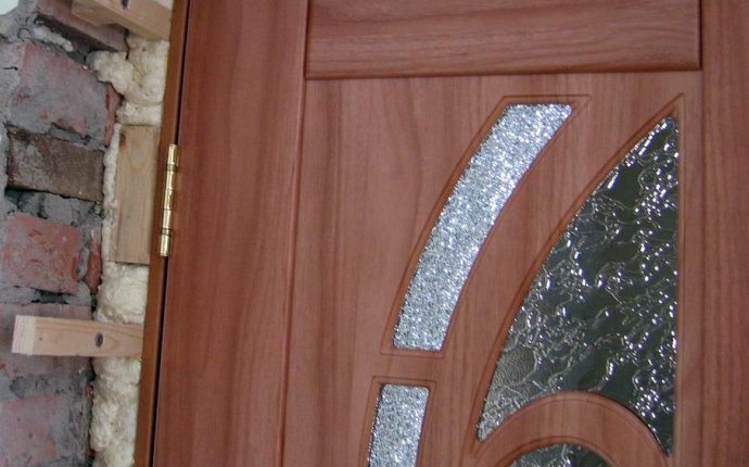 Ремонт дверей входных железных, стальных и деревянных
