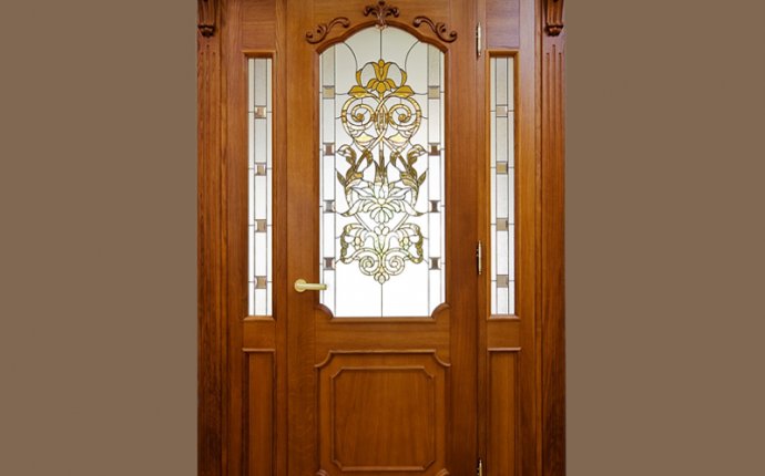 Входная деревянная дверь из дуба с витражным стеклом | Лесопарк