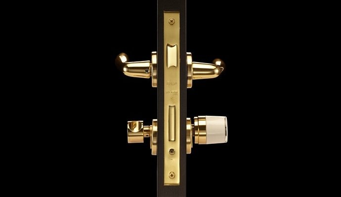 Вскрытие дверей в Москве