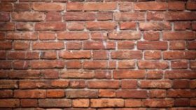 Кирпичная стена