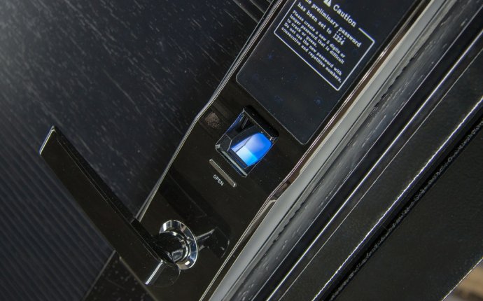 Steel Inlets Of Metal Gardian